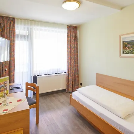 酒店 Sonnenblick 3*